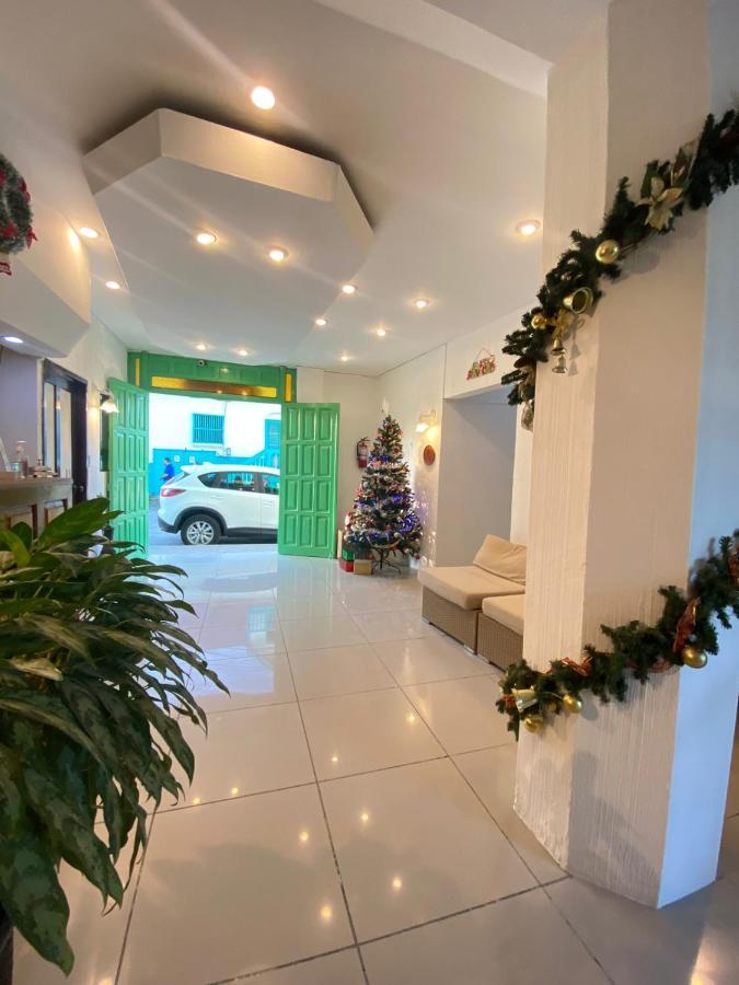 Hotel Sabana Флорес Екстер'єр фото