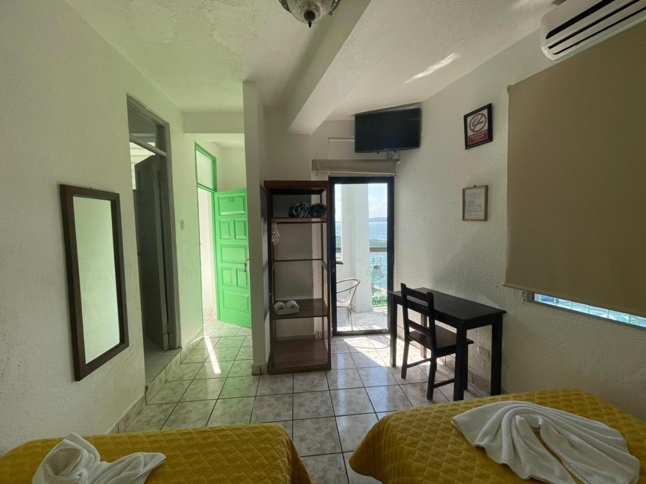 Hotel Sabana Флорес Екстер'єр фото